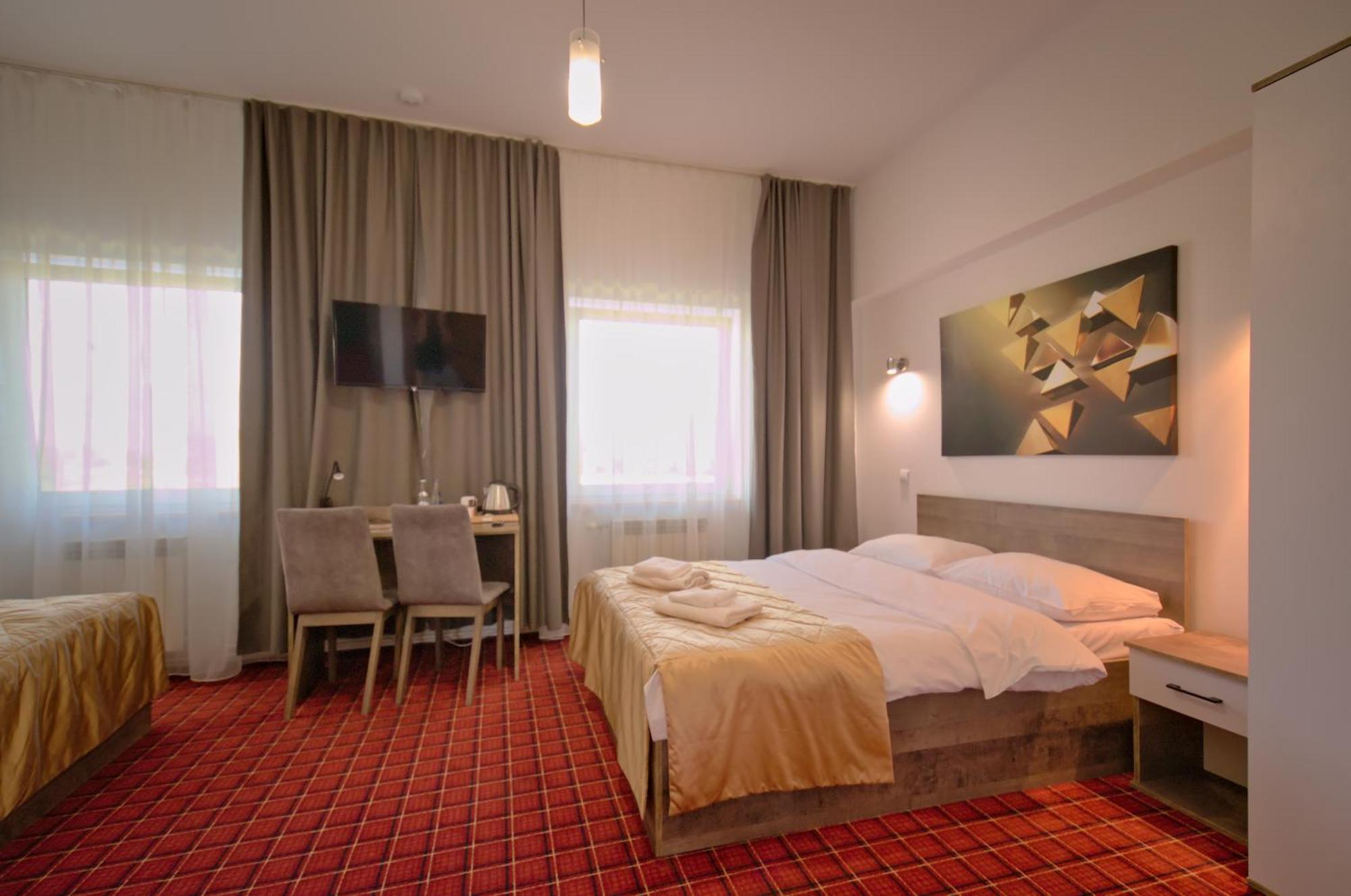 מאחובה Hotel Sezam מראה חיצוני תמונה